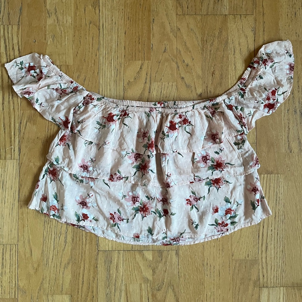 American Eagle cropped Floral Off-Shoulder Top
